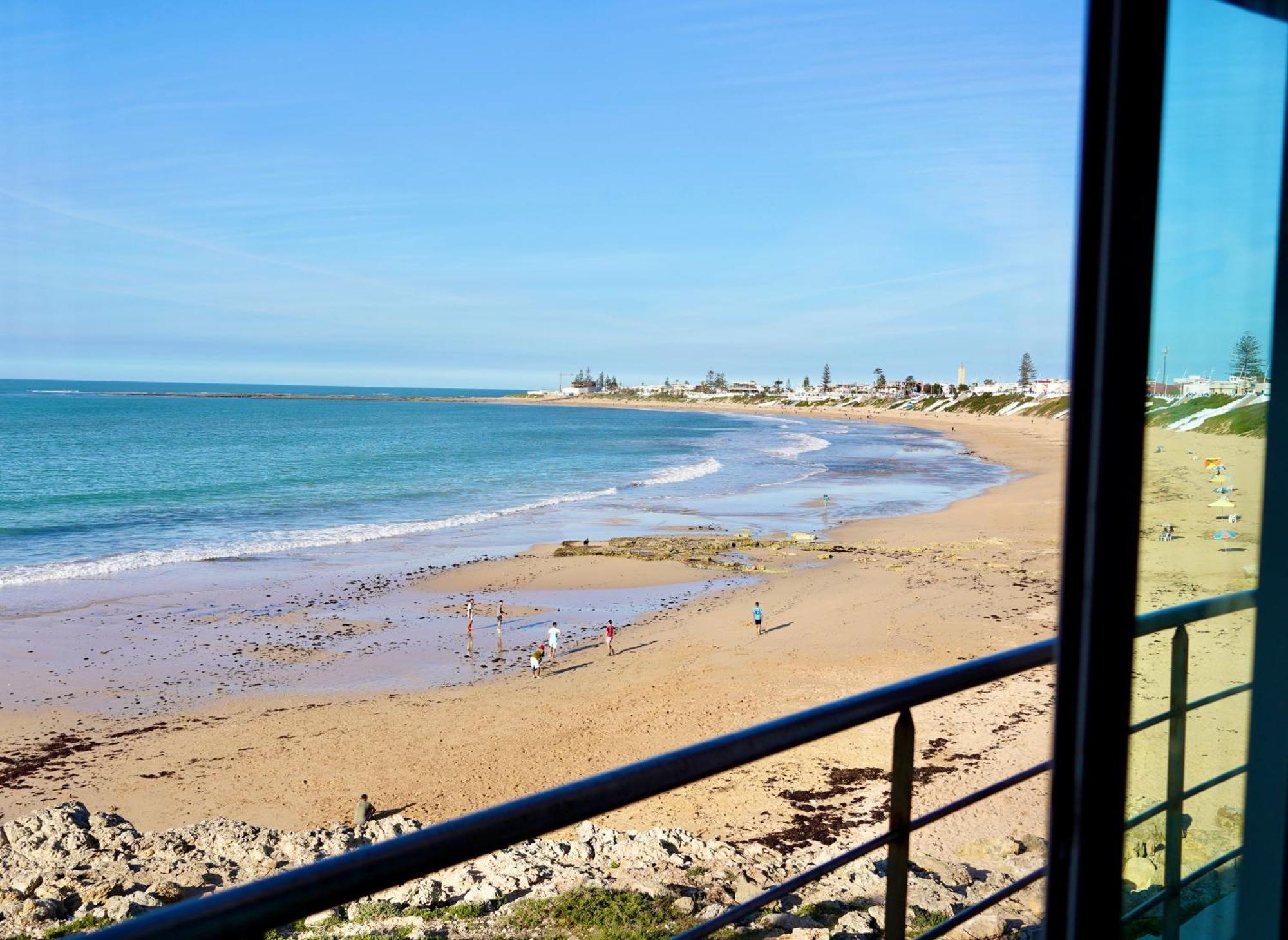 Splendid Beachfront Villa In Sidi Bouzid Beach With Pool Douar Ourlali Exterior foto