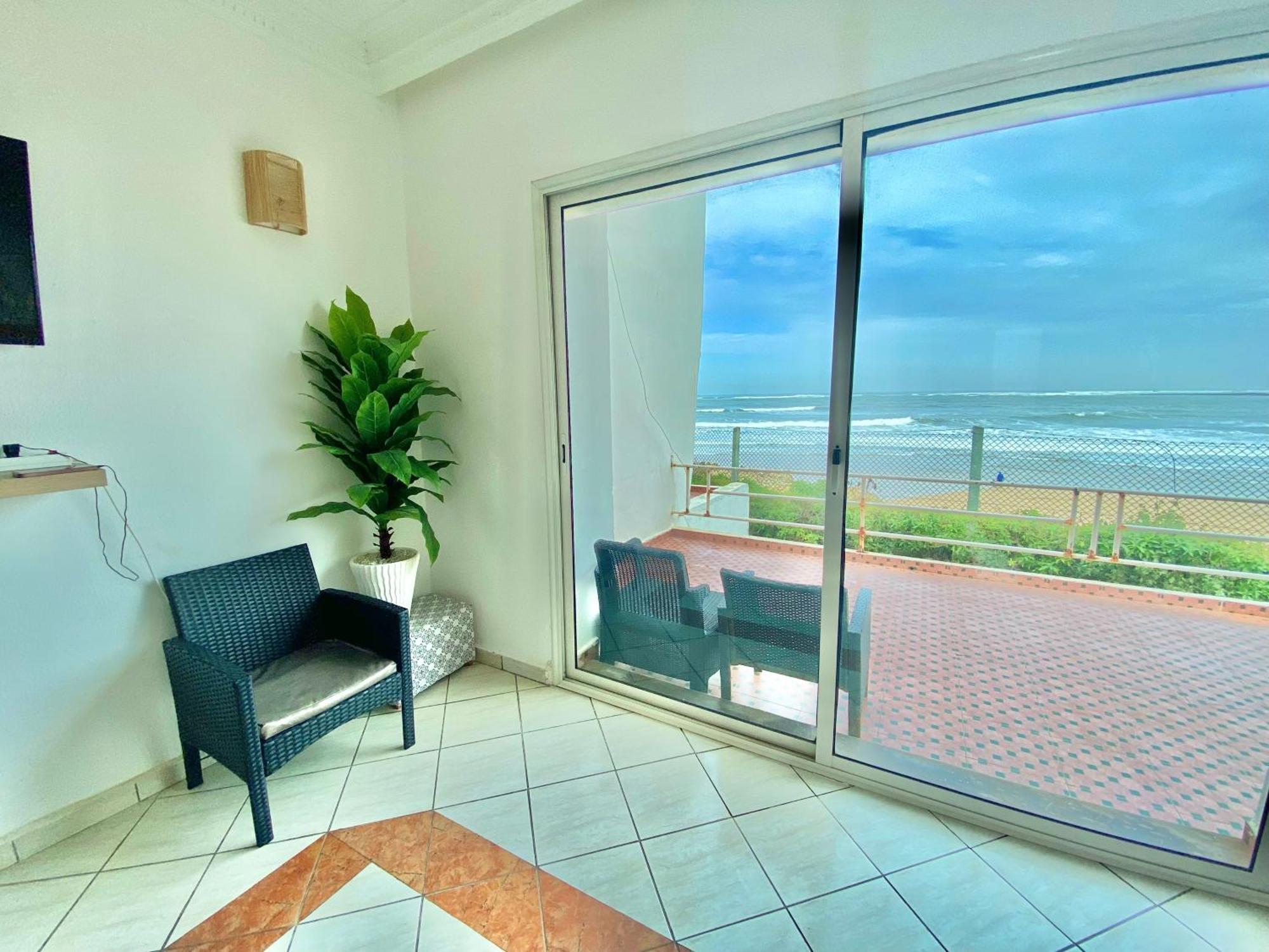 Splendid Beachfront Villa In Sidi Bouzid Beach With Pool Douar Ourlali Exterior foto